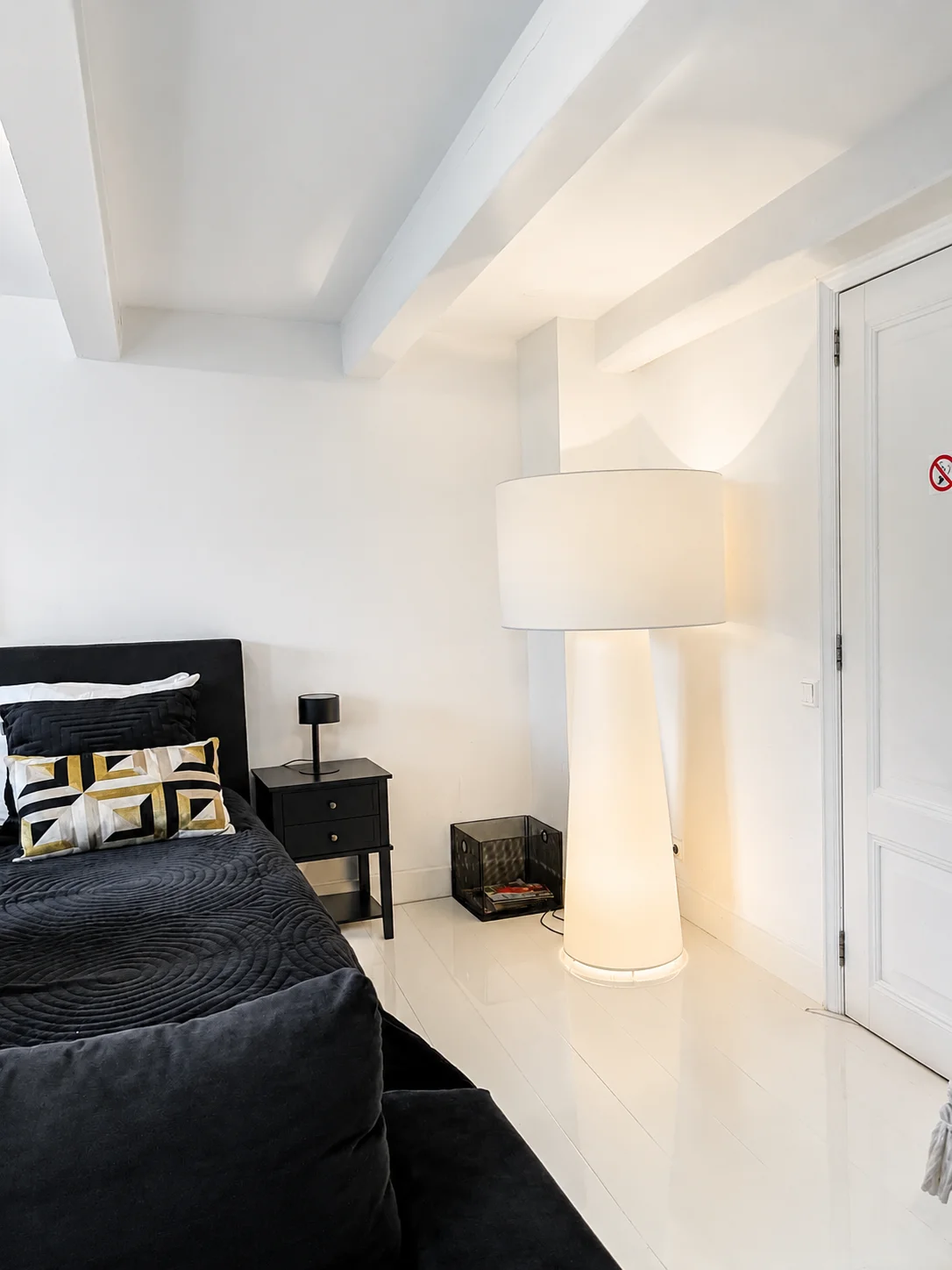 Moon Suite